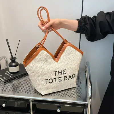 Women Straw tote bag with leather handles 2025