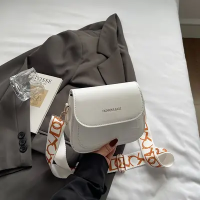 White Minimalist Shoulder Bag for Women 2026