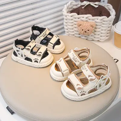 2025 New Summer Style 0-1-3 Years Old Baby Soft-Soled Toddler Shoes for Boys and Girls Cartoon Toe Non-Slip Beach Shoes Trendy