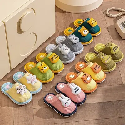 Baby Cotton Slippers Cute Children's Cotton Slippers 1-3 Years Old Winter Warm Shoes Non-Slip Lightweight Cartoon Girls' Slippers Wholesale