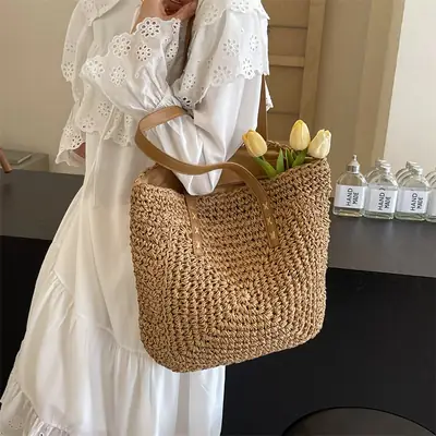 Hand-Woven Straw Tote Bag for Women Large Capacity Beach Travel