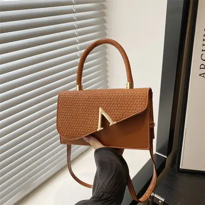 2025 New Shiny V-Clutch Women's Evening Bag