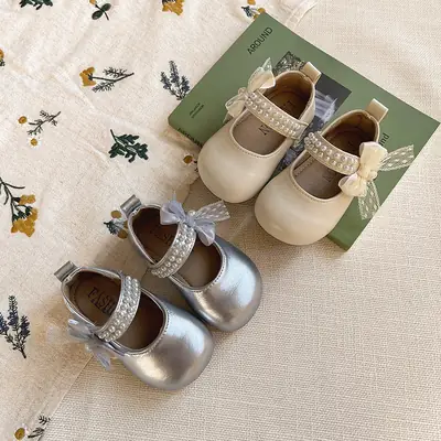 Baby Girl Small Leather Shoes 2025 New Japanese Style Style Bow Princess Square Mouth Flats Non-Slip Baby Soft Sole Toddler Shoes