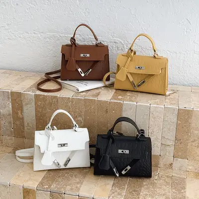 2025 Korean Version Simple Shoulder Bag for Women