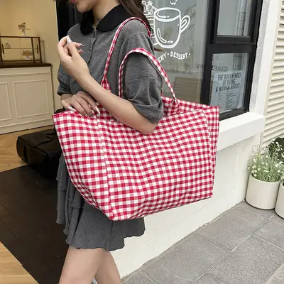 Red Checkered Large Capacity Shoulder Tote Bag
