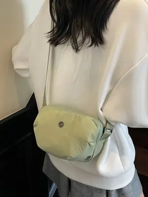 Lightweight Crossbody Bag for Women Green 2025