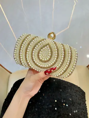 Luxury handbag  Dinner bag Evening bag Shiny features Perfect for all occasions