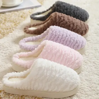 New Caterpillar-Style Stepping-On-Feces-Feeling Cotton Slippers for Women, Winter Indoor Warm Plush Slippers for Couples, Men's Version