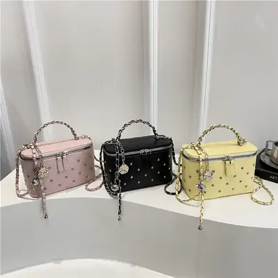 Trendy Textured Quilted Handbag for Women 2025