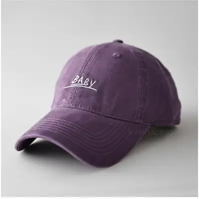 Red Embroidered Baseball Cap Unisex Casual Sunshade
