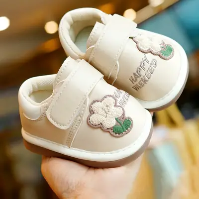 Toddler Shoes Spring & Fall New Beginner Baby Shoes 1-2 Years Old Baby Shoes Soft Sole Non-Slip Breathable Screaming Shoes