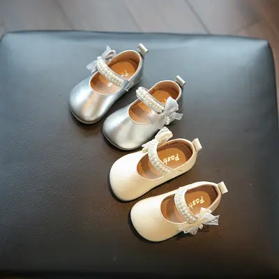 Baby Girl Fashion 2025 New Versatile Bow Princess Square Mouth Shoes Non-Slip Baby Soft Sole Toddler Shoes