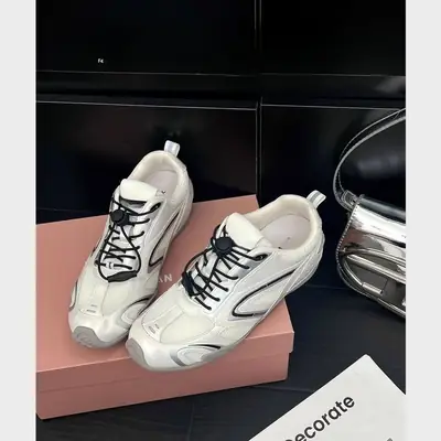 Retro Green Racing Training Shoes for Women 2025