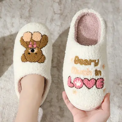 Cross-Border New Style Comfortable Home Warm Winter Cartoon Embroidered Bear Cotton Slippers for Men and Women Couples Indoor Cotton Slippers