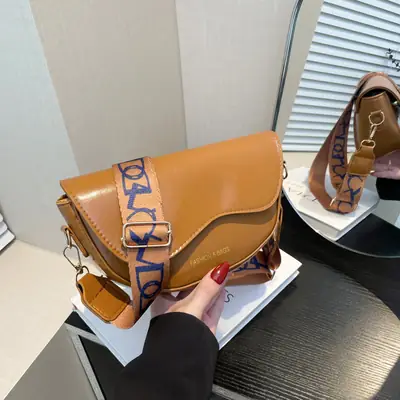 Korean Style Saddle Bag with Retro Strap 2024