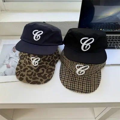 Vintage Embroidered Flat Cap with Leopard Print Design