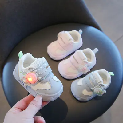 Spring and Autumn New Baby Toddler Shoes for Boys and Girls Cartoon Luminous Shoes Children's Soft Sole Baby Shoes Anti-Slip Key Shoes