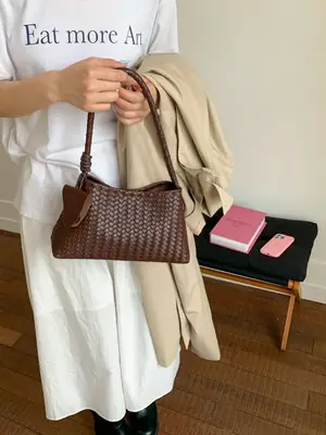 Retro Brown Textured Crossbody Bag for Women