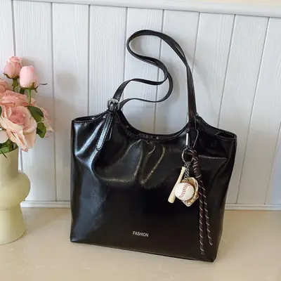Black Leather Tote Bag for Women Large Capacity Shoulder Bag