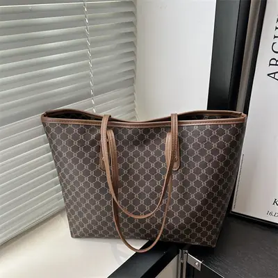 Women Retro Monogram Tote Bag Large Capacity Shoulder Bag