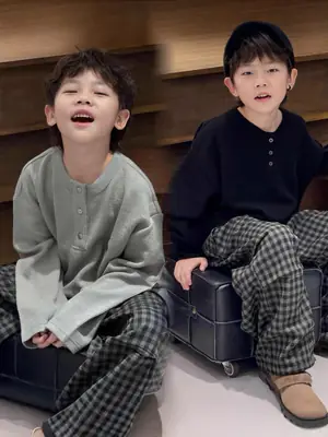 Korean-Style Boys Long Sleeve T-Shirt Gray Plaid Pants 2026