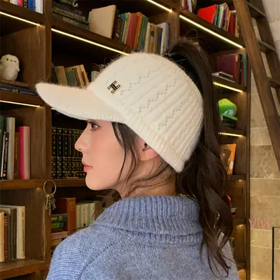 Women's Maroon Knitted Baseball Cap with H Logo