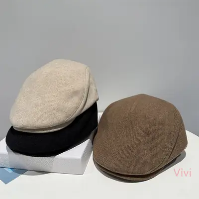 Women's Warm Solid Color Baseball Cap with Short Brim