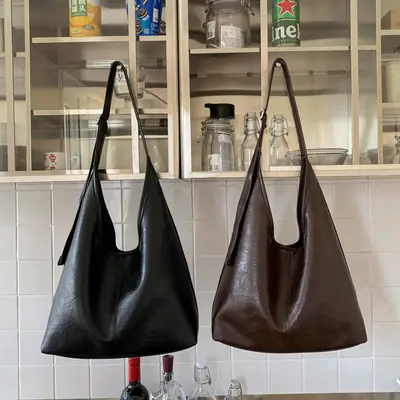 Large Capacity Leather Shoulder Bag Black Brown