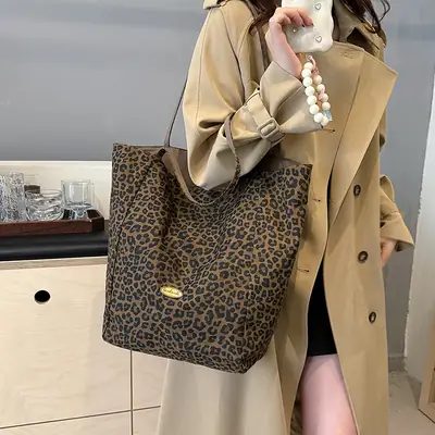 Leopard Print Reversible Shoulder Bag for Women