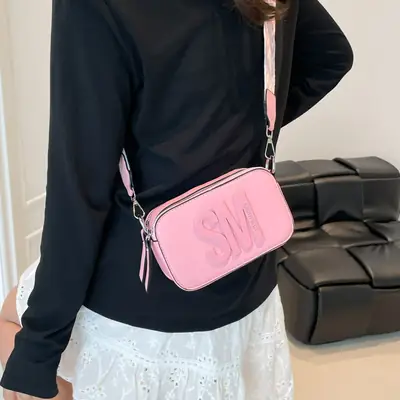 Pink Crossbody Bag with "SU" Print for Women