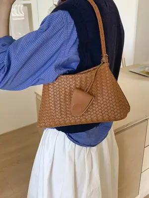 Women Handwoven Underarm Bag 2025 Trendy Leather
