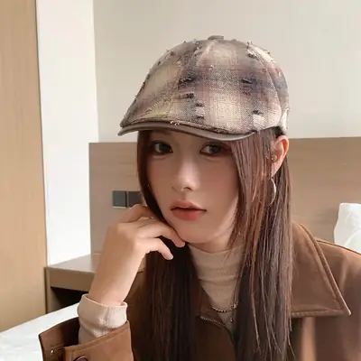 Hong Kong Style Retro Plaid Ripped Hat