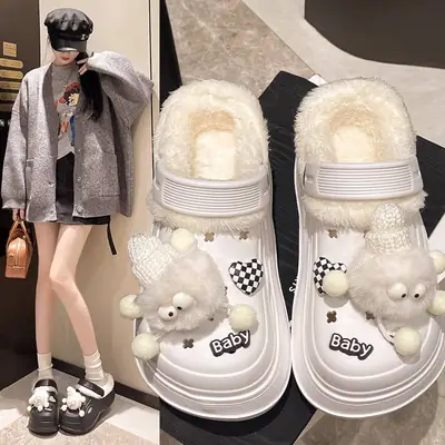 Women Fleece Lined Pom Pom Clogs Winter White