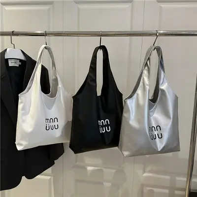 Women's Printed Shoulder Bags 2025 Black White Silver
