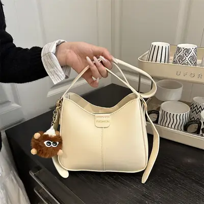 Women Retro Bucket Bag Cream 2025 Crossbody