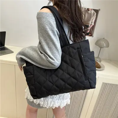 Black Quilted Women's Shoulder Bag 2026 New Model