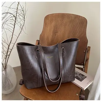Women Retro Tote Bag Large Capacity Leather Shoulder Bag