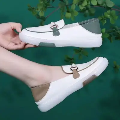Women's White Slip-On Casual Flats Round Toe