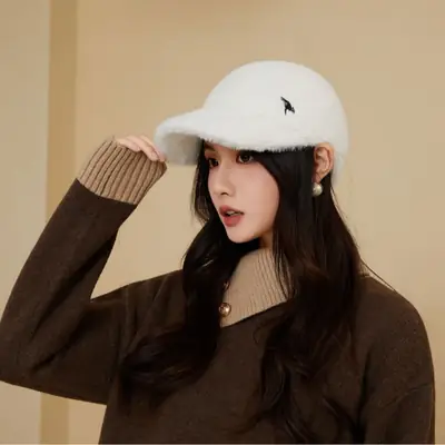 2025 Plush Duckbill Cap Winter Women's Warm Hat
