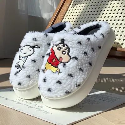 Crayon-themed Women Winter Plush Slippers