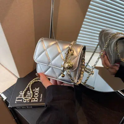 Silver Rhombus Chain Shoulder Bag for Women