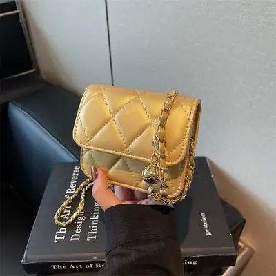 Women Quilted Gold Chain Crossbody Bag