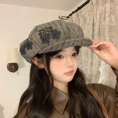 Korean Style Embroidered Duckbill Cap for Women