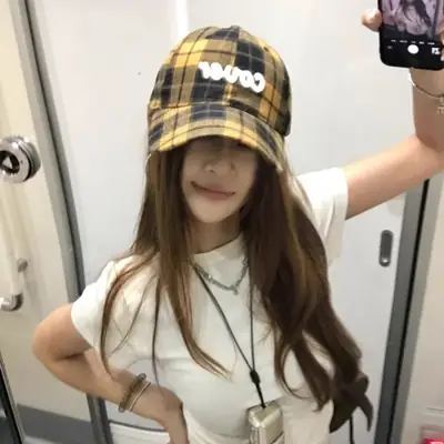 Double I Korean Version Plaid Cap Women Soft Top Duckbill Cap