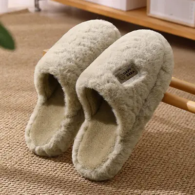 Winter Furry Slippers for Men Women Thick Soft Non-Slip