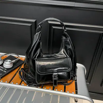 Retro Black Women's Shoulder Bag 2025 Autumn