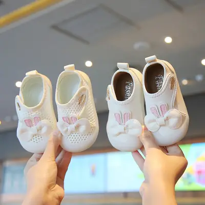 Baby Girl Baby Mesh Shoes Spring and Autum Baby Shoes 1 to 3 Years Old Indoor Soft Sole Anti-Heel Bow Princess Toddler Shoes