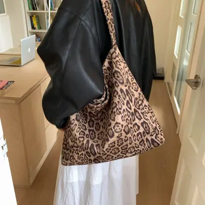 Women Leopard Print Large Tote Bag Retro Frosted Commuter Shoulder