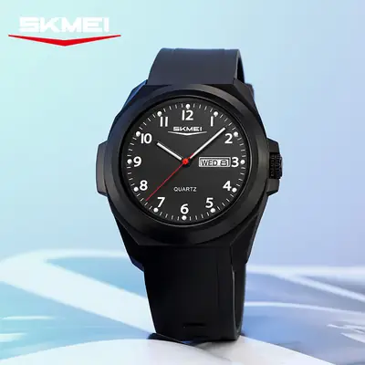 Waterproof Quartz Sports Watch for Men Women