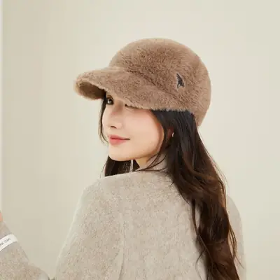Women's Plush Baseball Cap Winter Cycling Warm Hat